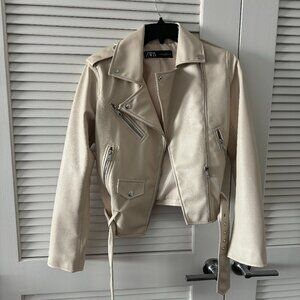 FAUX LEATHER JACKET ZARA NEW condition